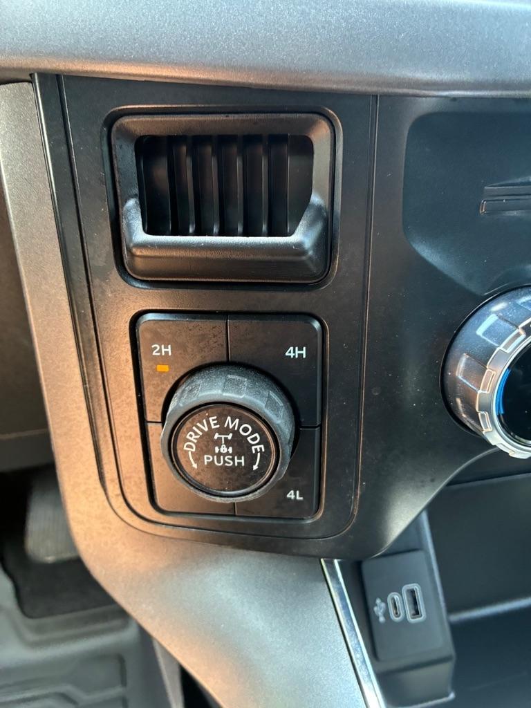 Ford F-150  2025