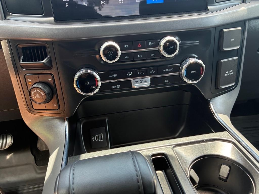 Ford F-150  2025