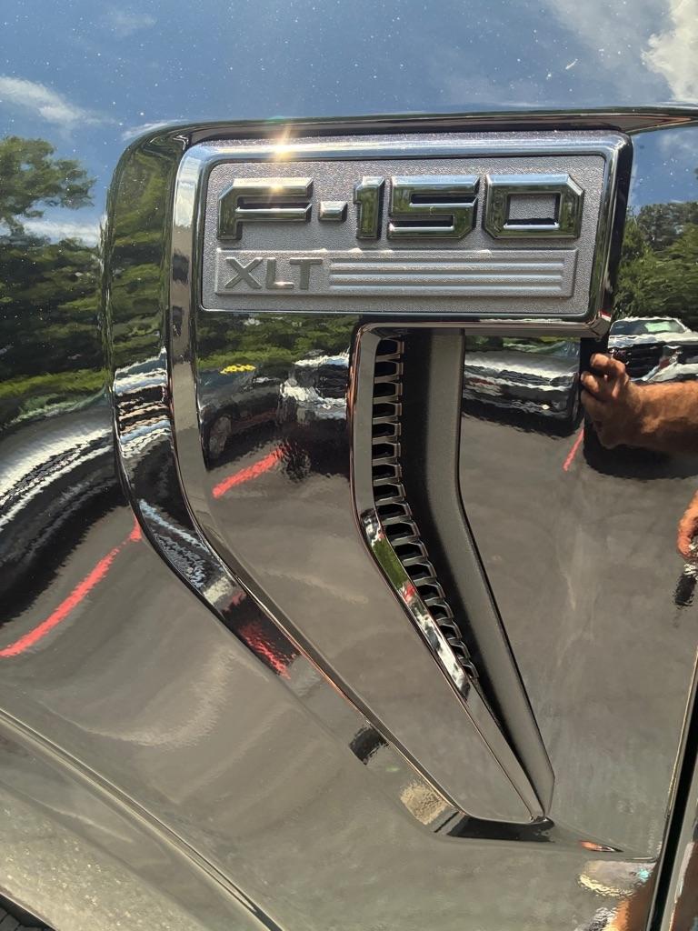 Ford F-150  2025