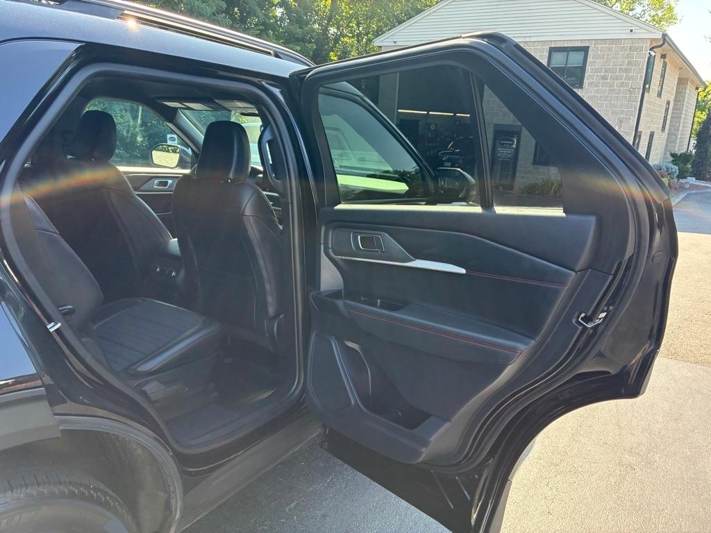 Ford Explorer  2025