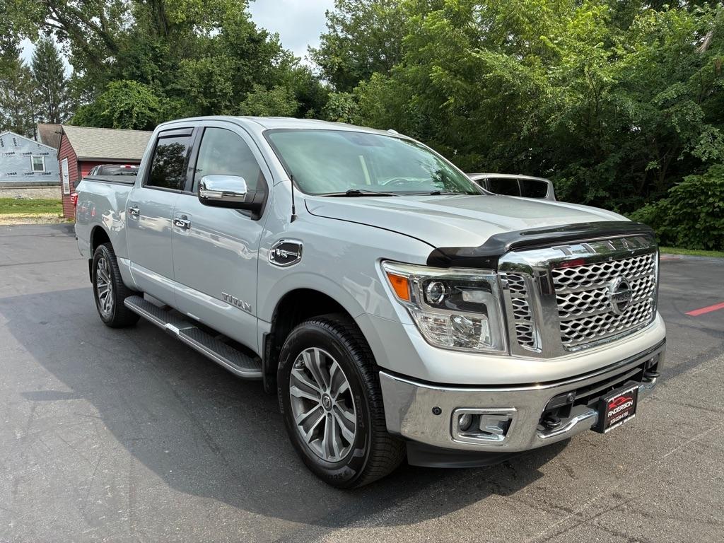 Nissan Titan  2017