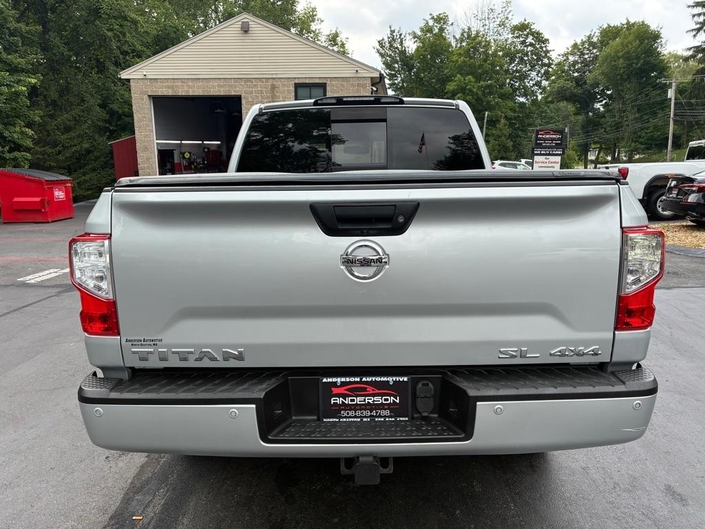 Nissan Titan  2017