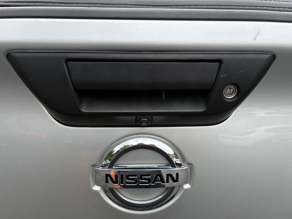 Nissan Titan  2017
