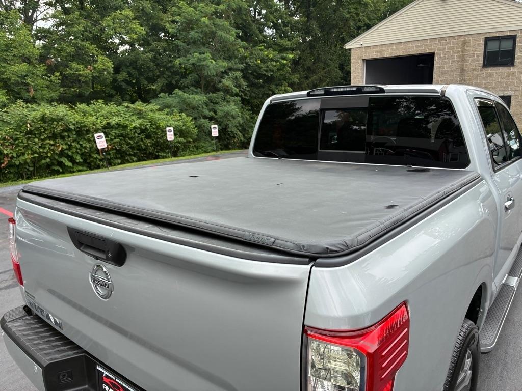Nissan Titan  2017