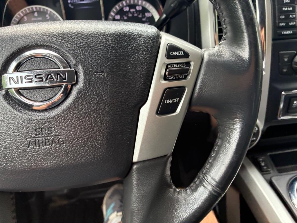 Nissan Titan  2017