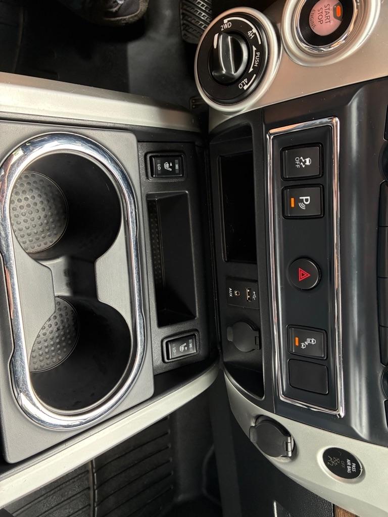 Nissan Titan  2017