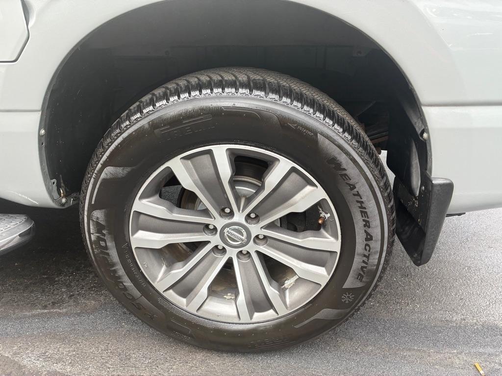Nissan Titan  2017