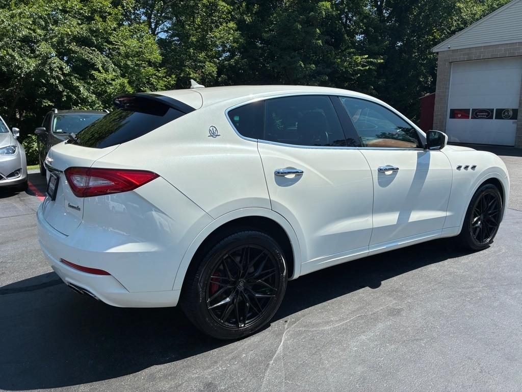 Maserati Levante  2019