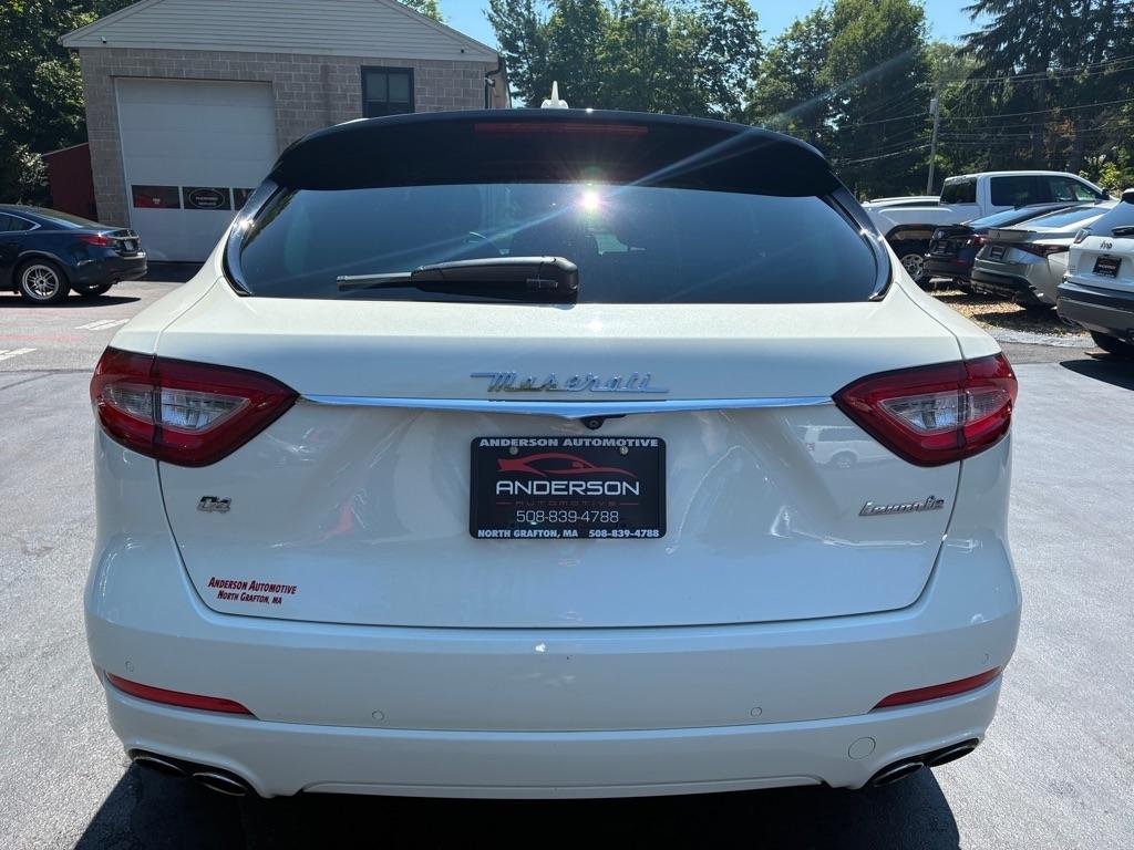 Maserati Levante  2019
