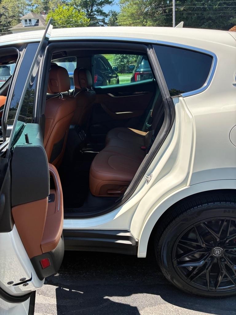 Maserati Levante  2019