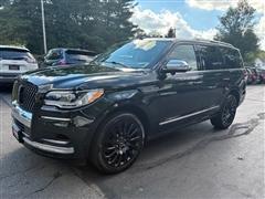 2022 Lincoln Navigator 