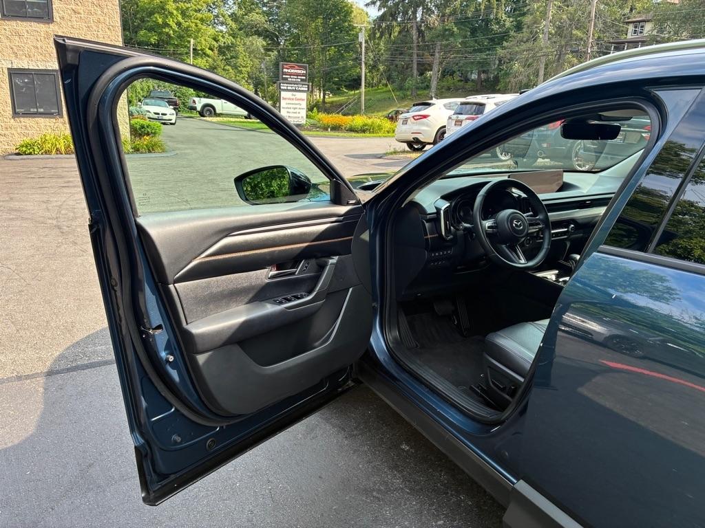 Mazda CX-50  2023