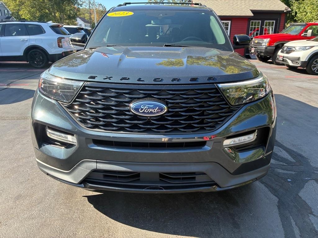 Ford Explorer  2023