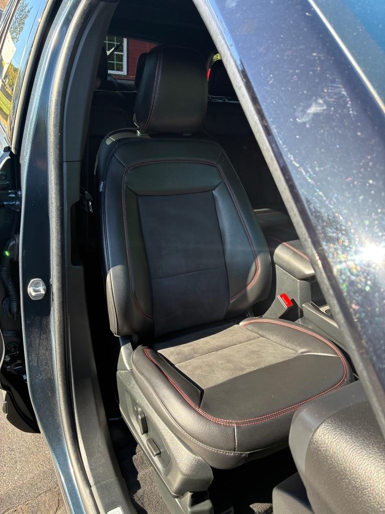 Ford Explorer  2023
