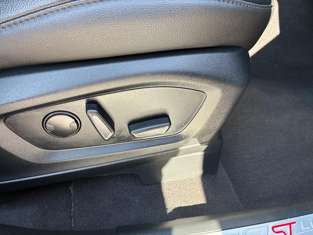 Ford Explorer  2023