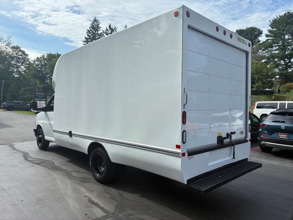 GMC Savana  2016