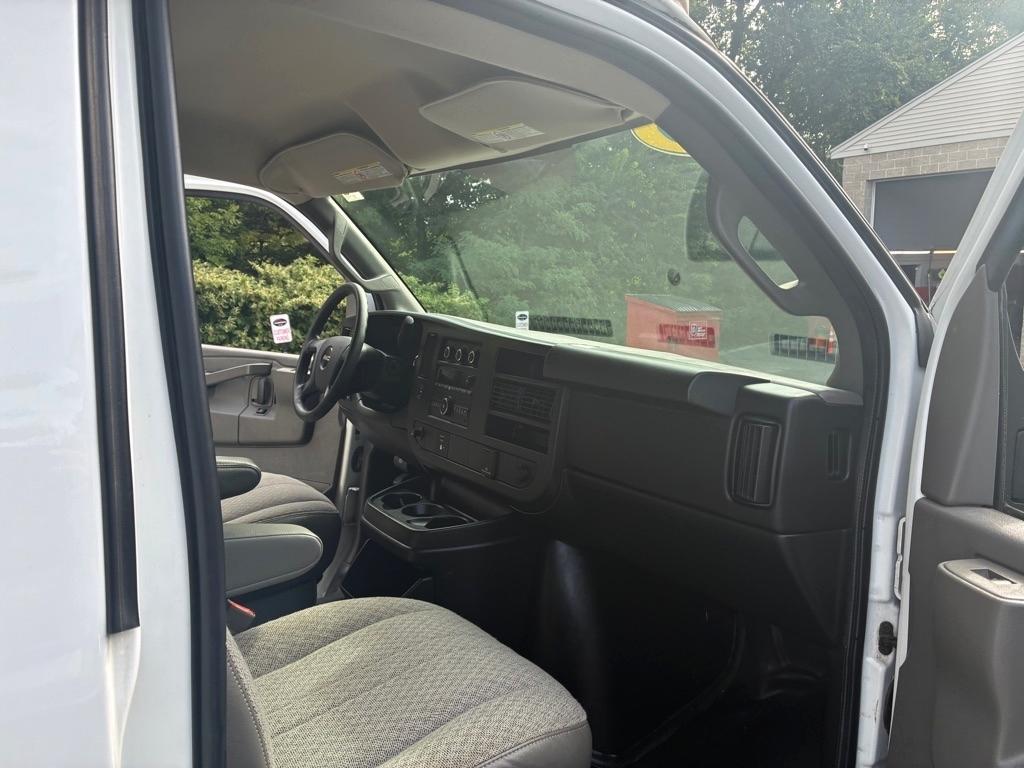 GMC Savana  2016