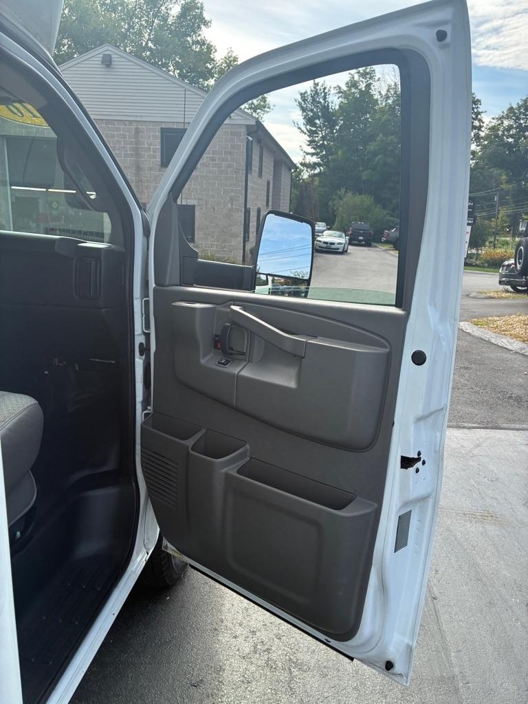 GMC Savana  2016