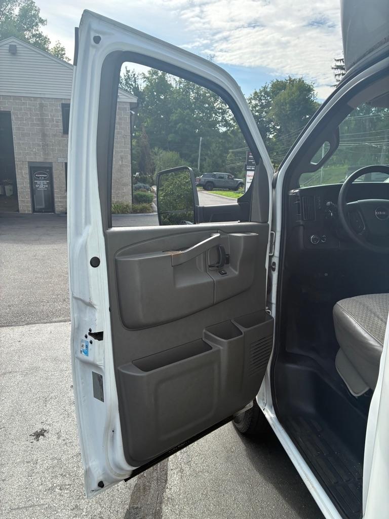 GMC Savana  2016