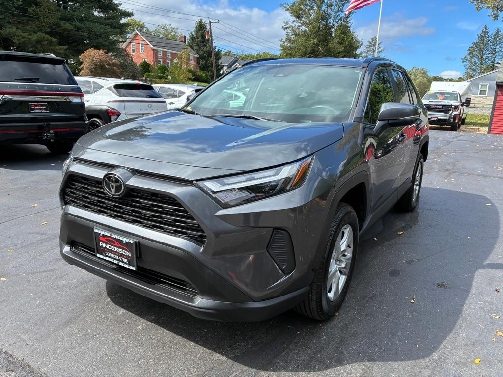 Toyota RAV4  2025
