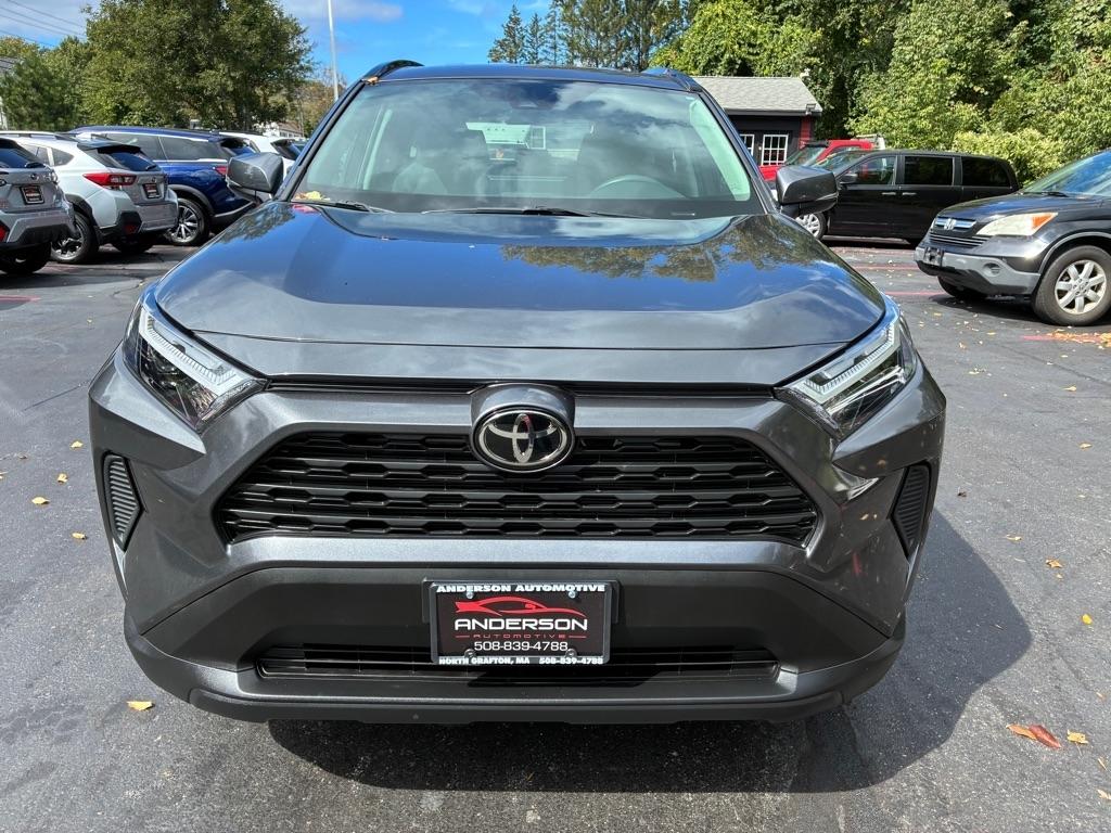 Toyota RAV4  2025