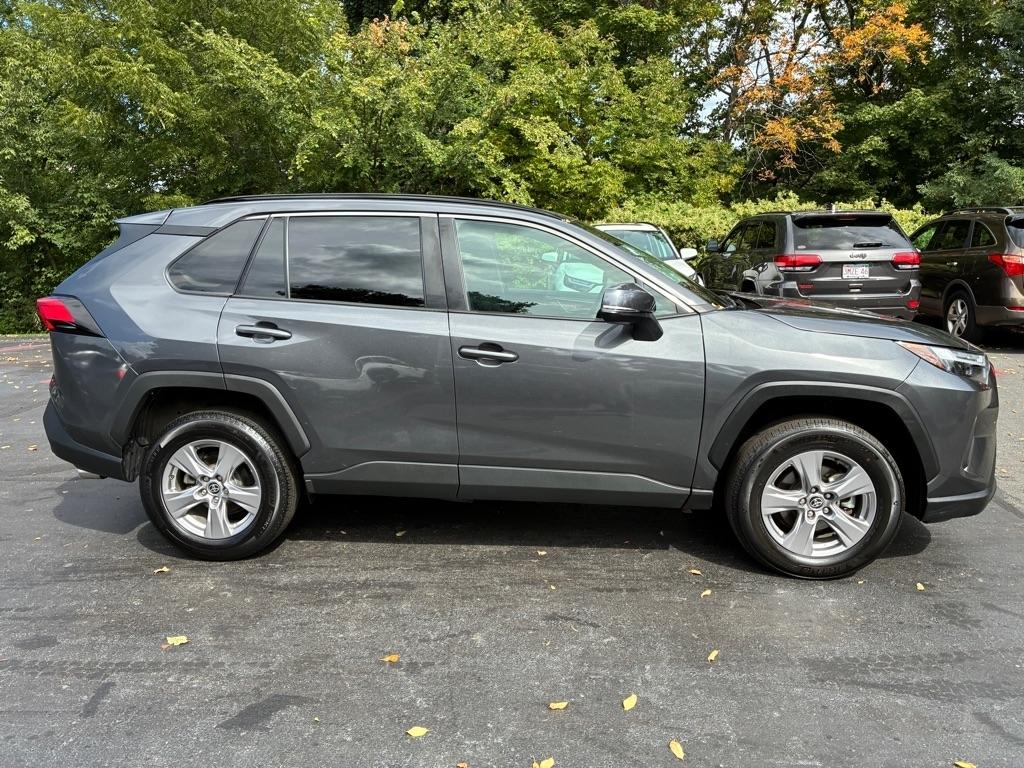 Toyota RAV4  2025