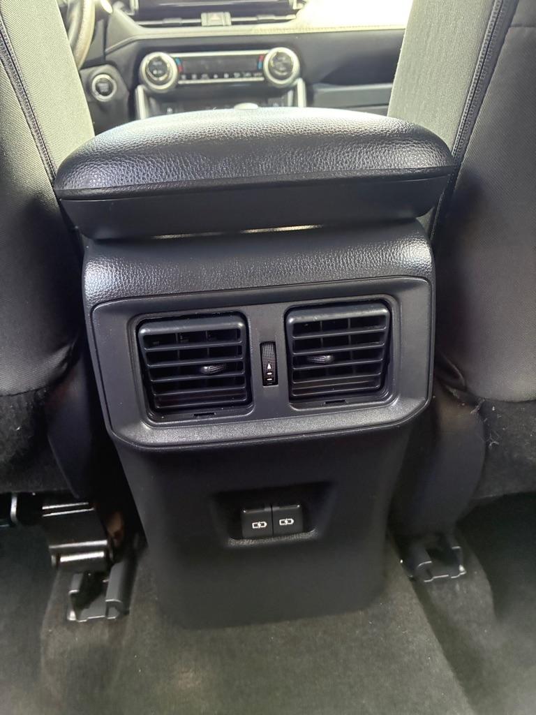 Toyota RAV4  2025
