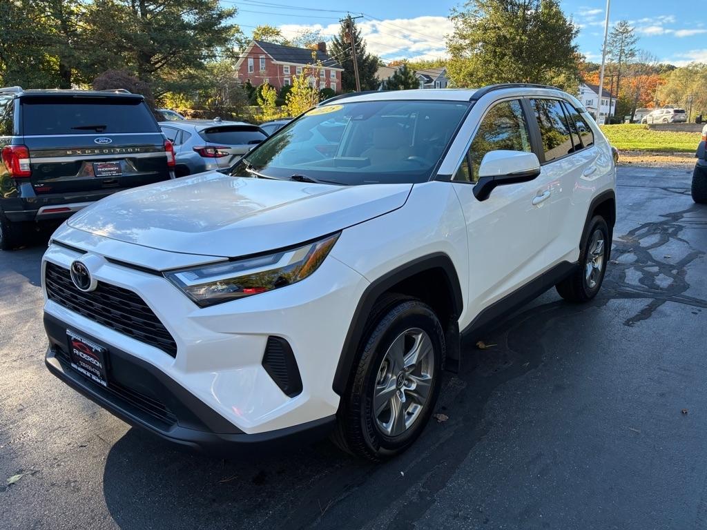 Toyota RAV4  2025