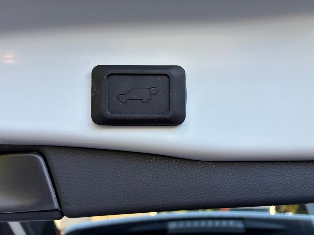 Toyota RAV4  2025