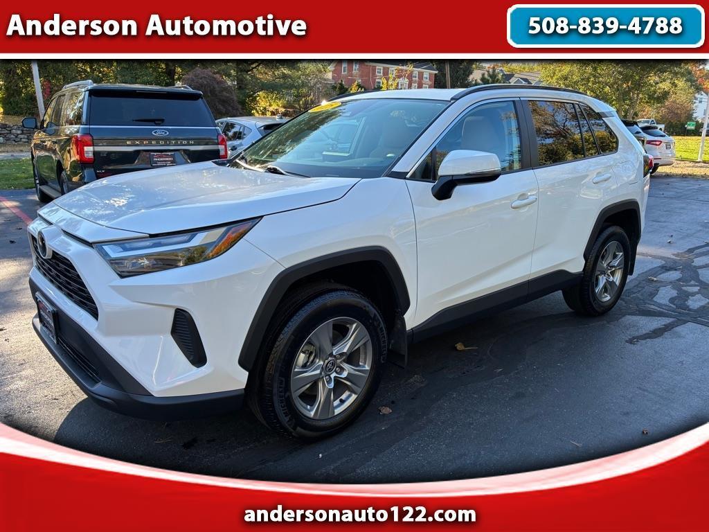 2025 Toyota RAV4 XLE