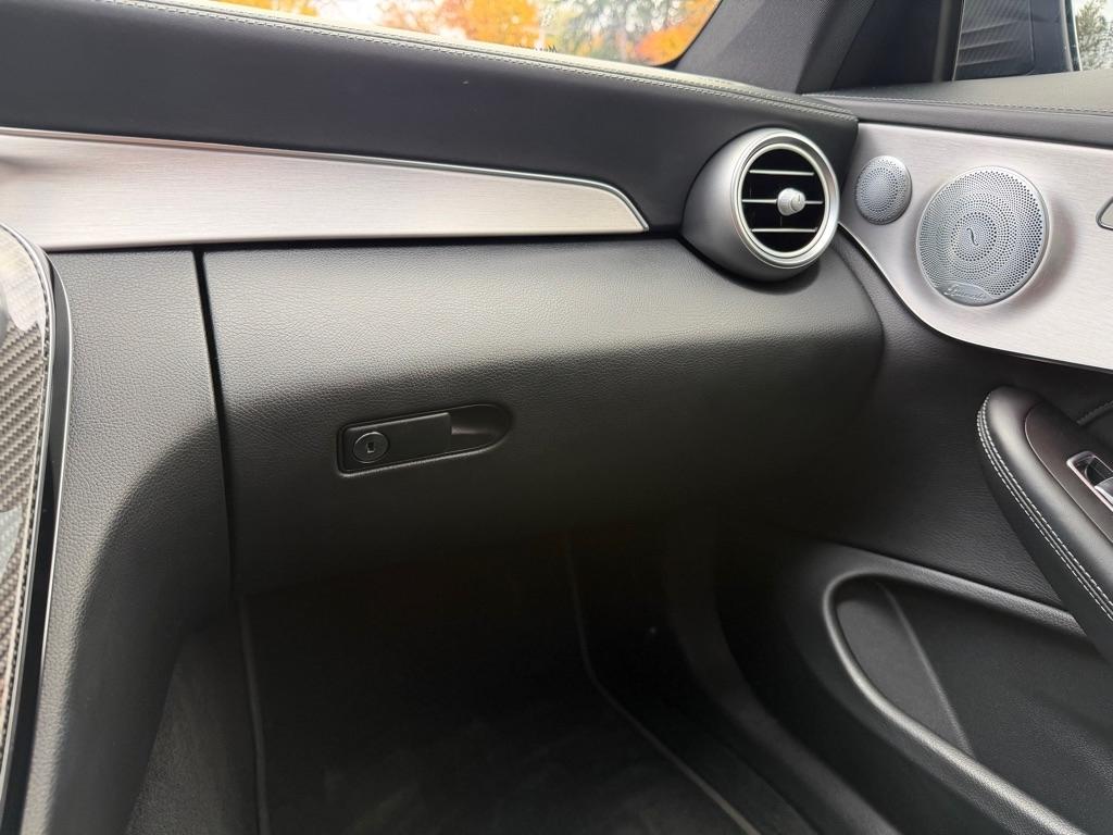 Mercedes-Benz C-Class  2021