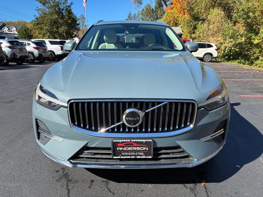 Volvo XC60  2022