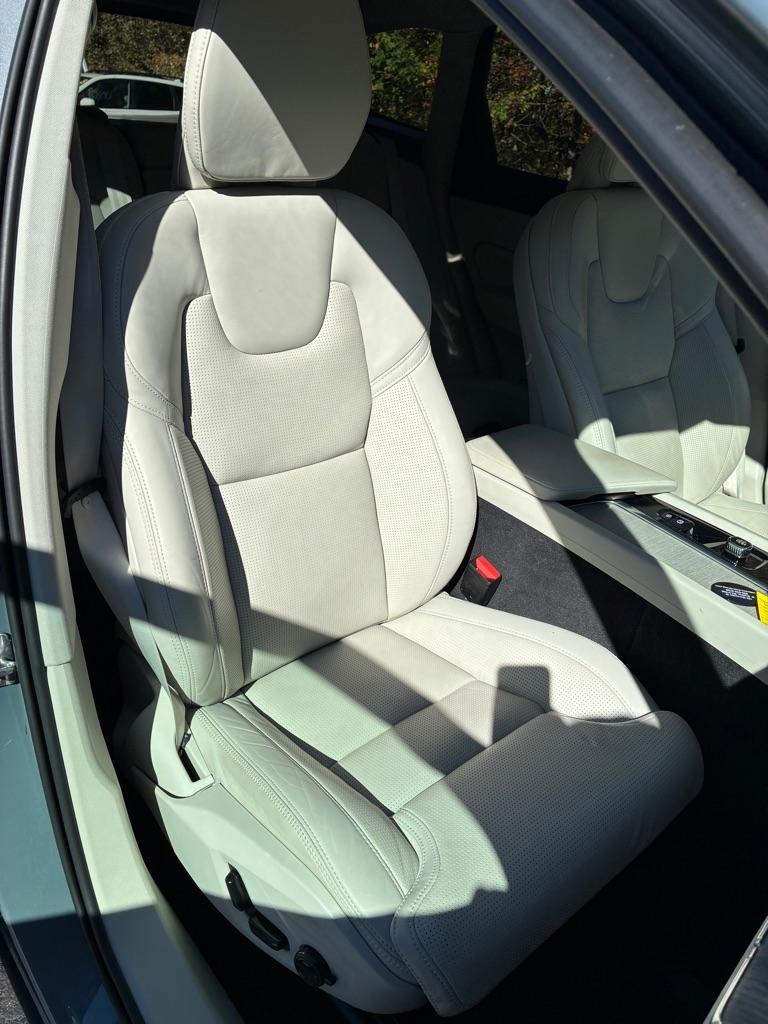 Volvo XC60  2022