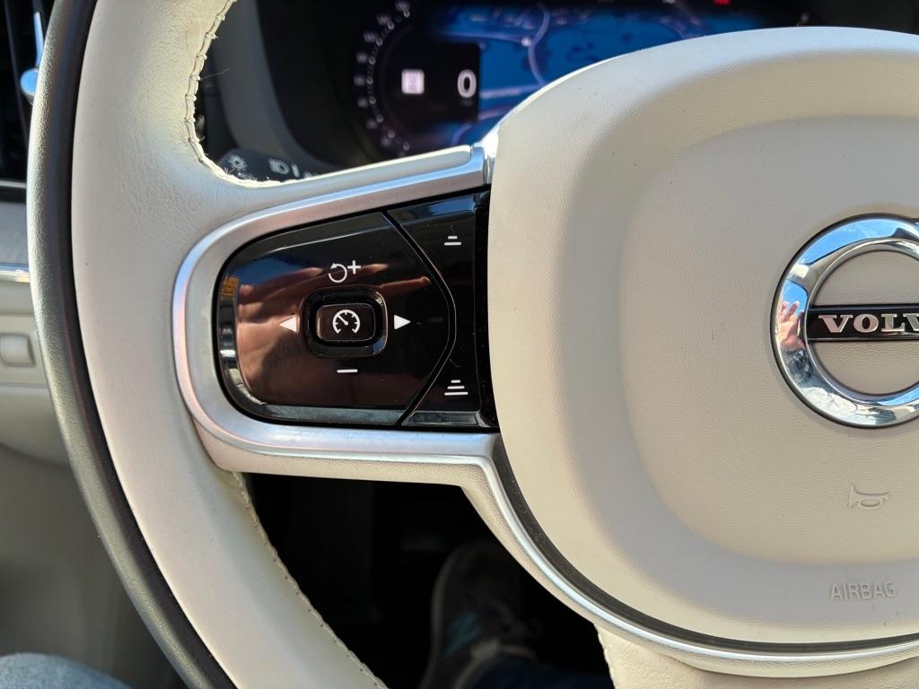Volvo XC60  2022