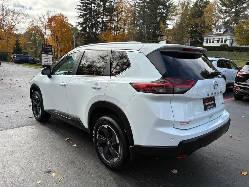 Nissan Rogue  2026