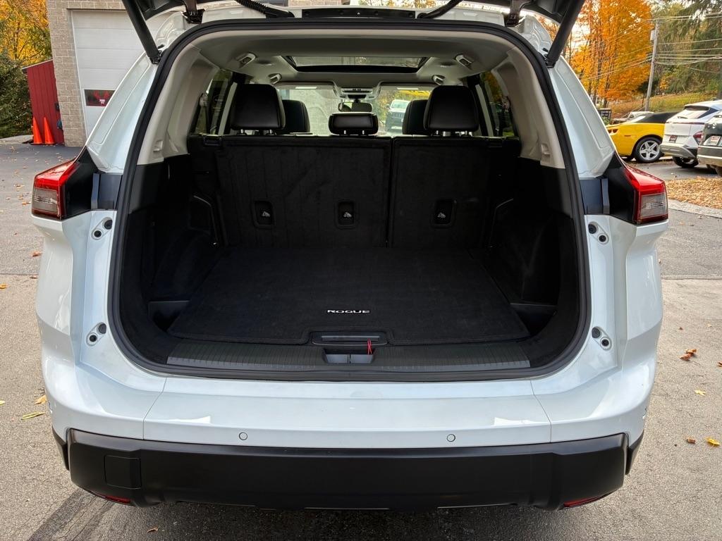 Nissan Rogue  2026