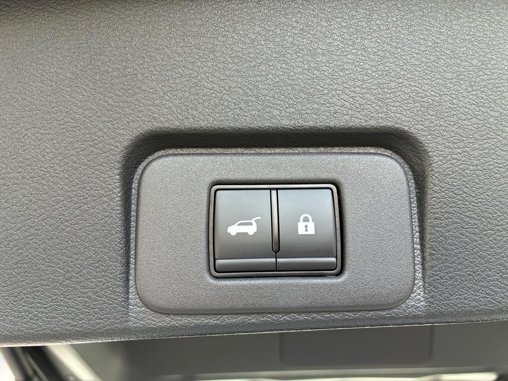 Nissan Rogue  2026