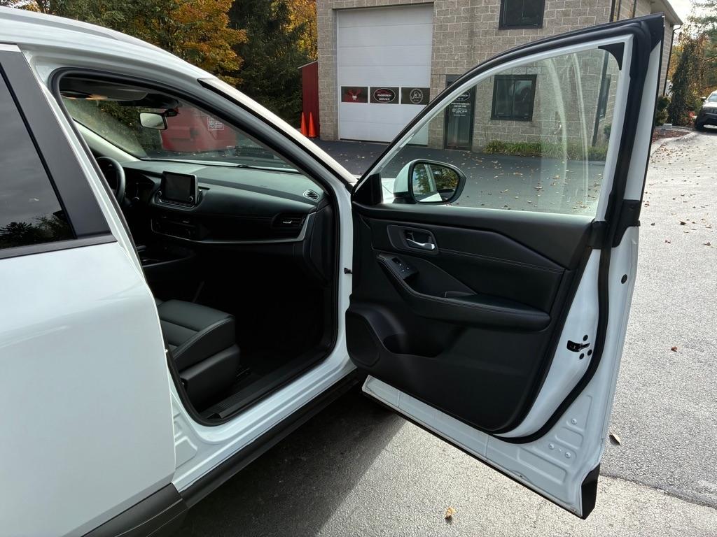 Nissan Rogue  2026