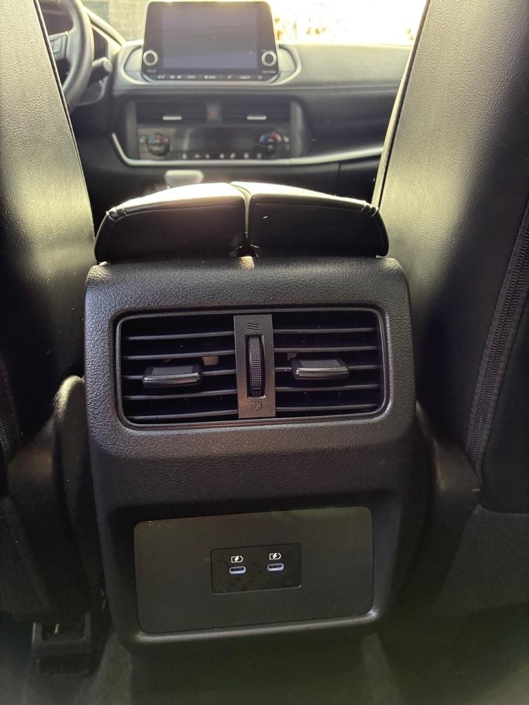 Nissan Rogue  2026