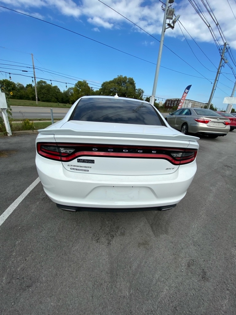 2017 Dodge Charger SXT RWD