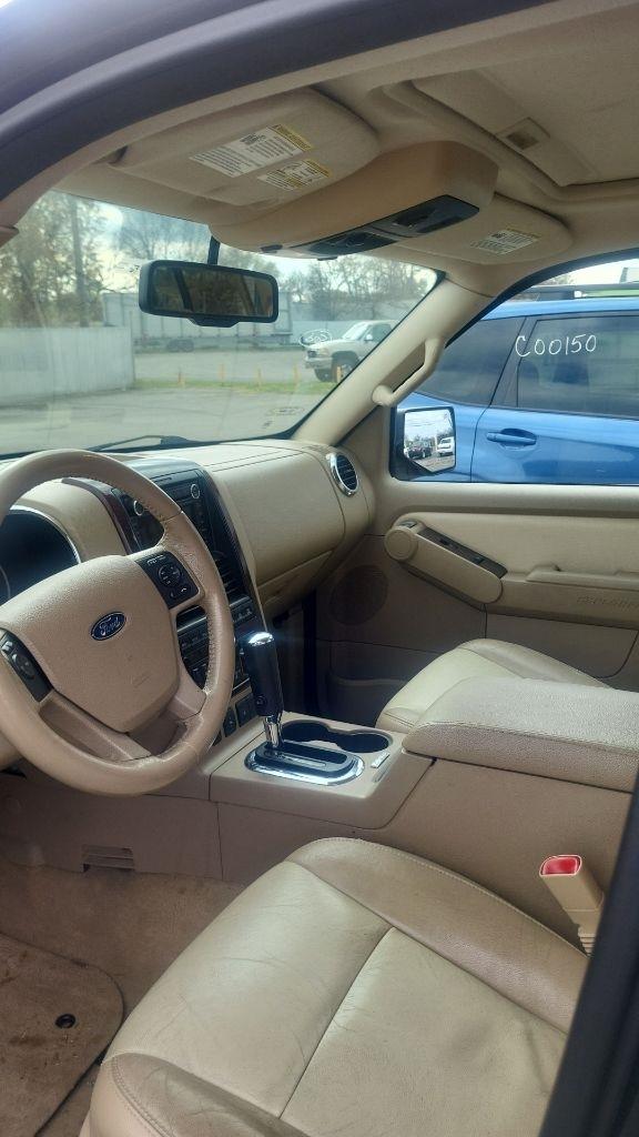 Ford Explorer 4WD 4dr V8 Limited 2008