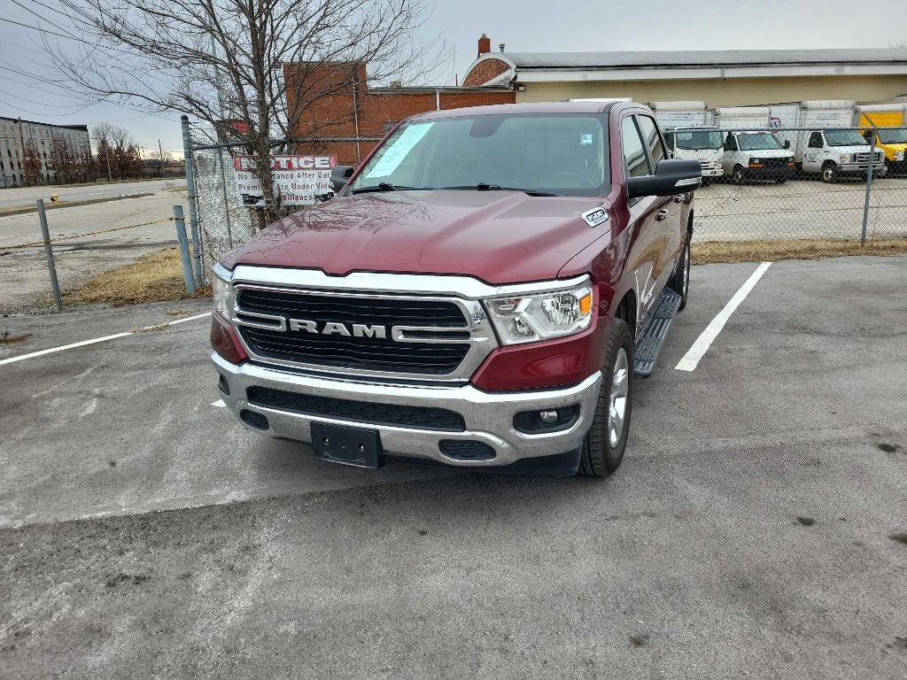RAM 1500 Big Horn 4x4 Crew Cab 5'7" Box 2020