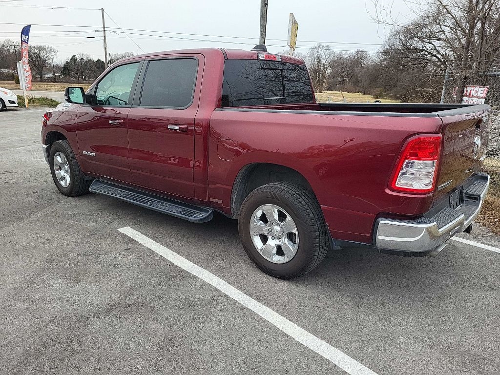 RAM 1500 Big Horn 4x4 Crew Cab 5'7" Box 2020