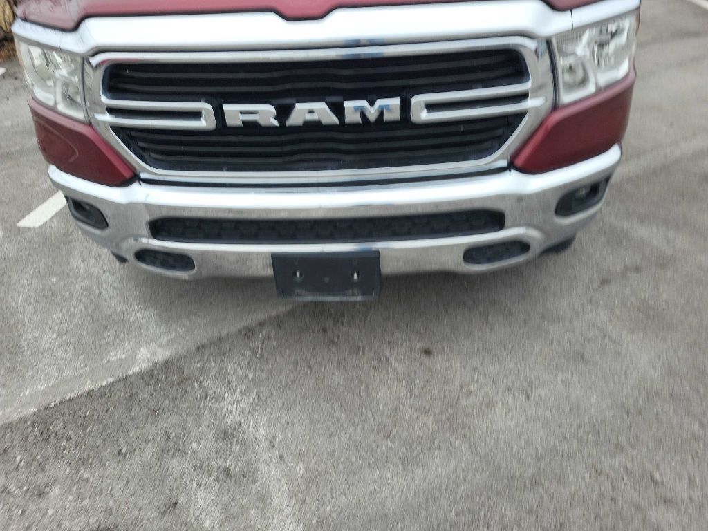 RAM 1500 Big Horn 4x4 Crew Cab 5'7" Box 2020