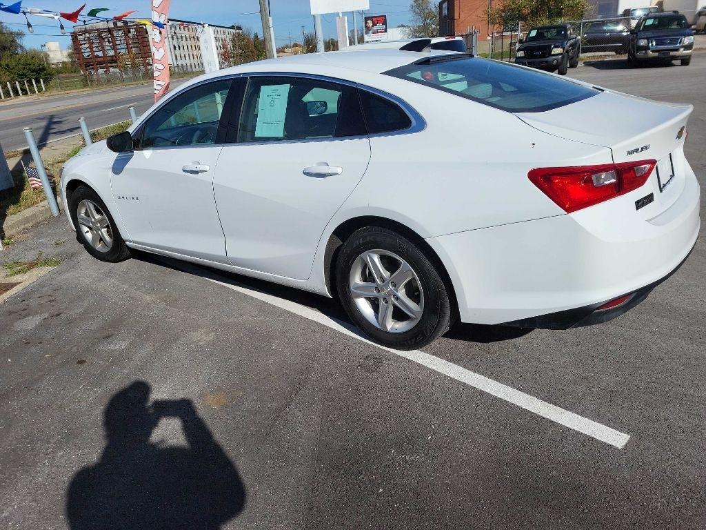 Chevrolet Malibu 4dr Sdn LS w/1FL 2021