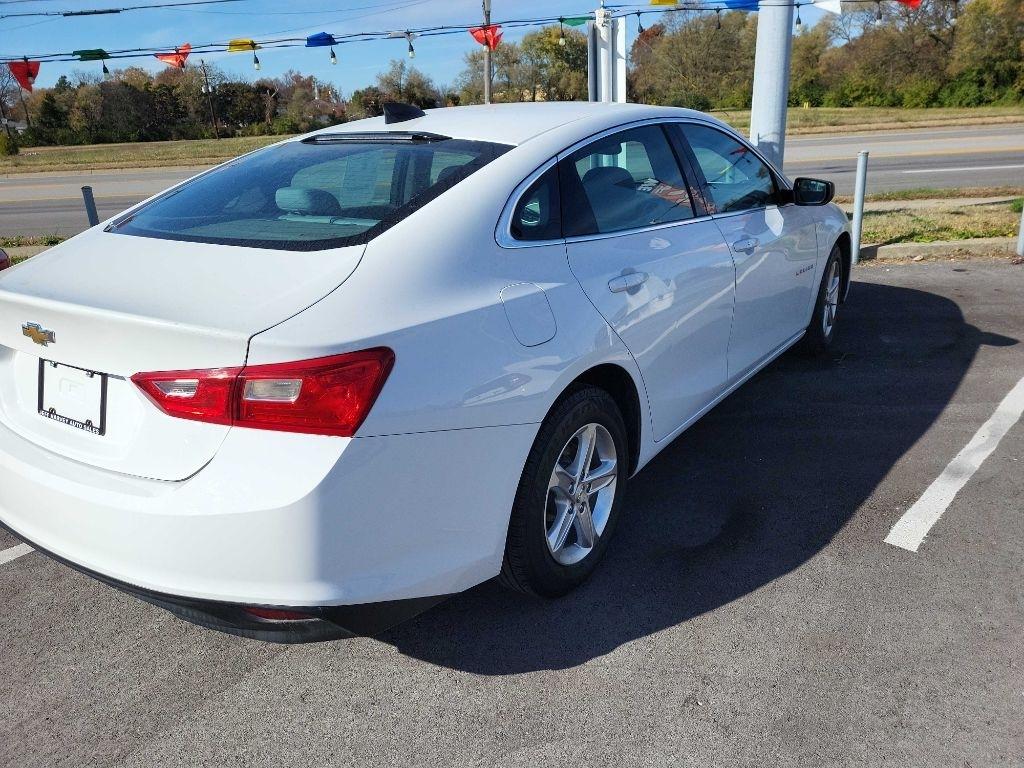 Chevrolet Malibu 4dr Sdn LS w/1FL 2021