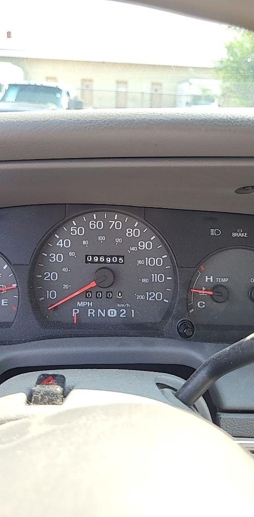 Mercury Grand Marquis 4dr Sdn GS 2001
