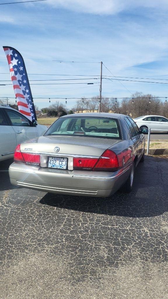 Mercury Grand Marquis 4dr Sdn GS 2001