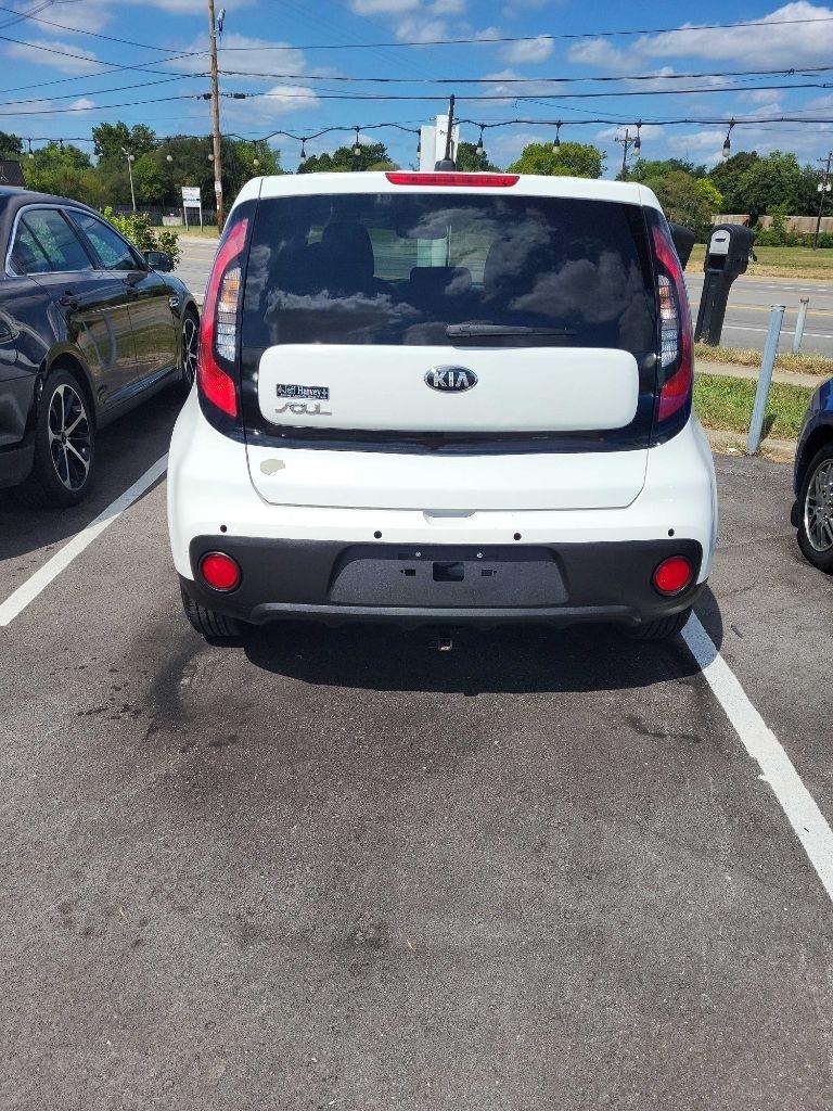 2017 Kia Soul Base Auto