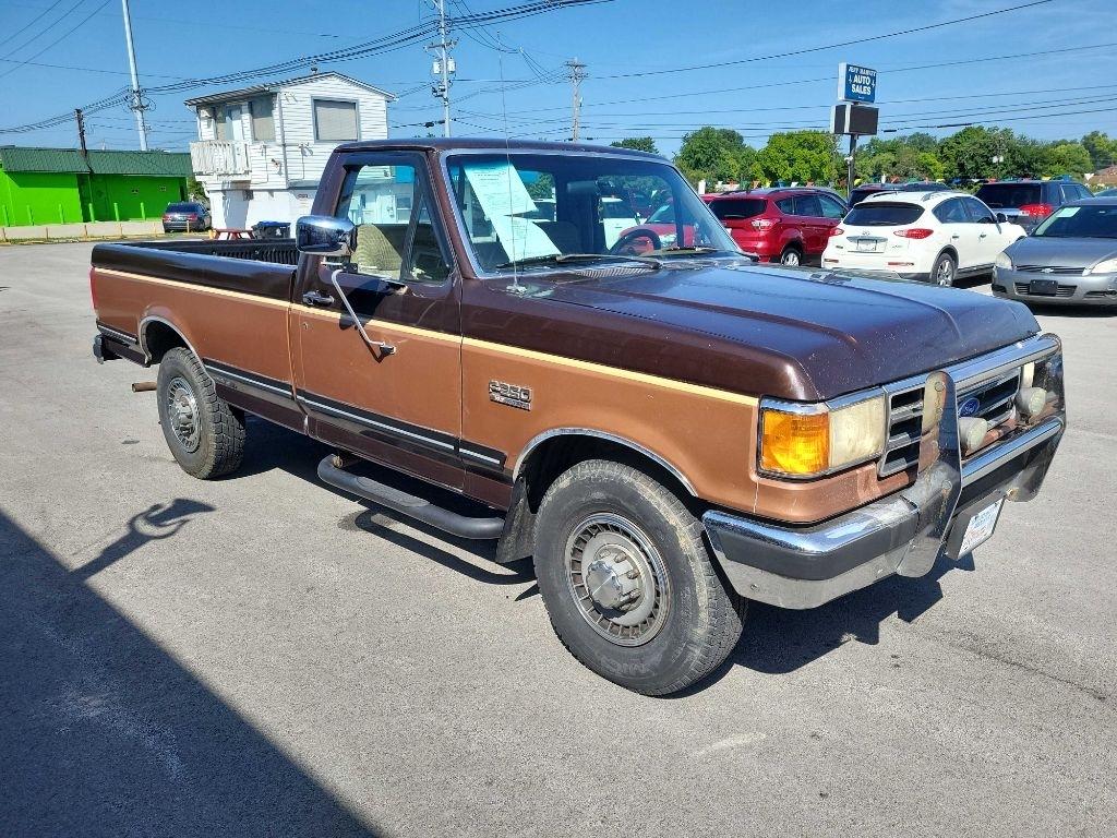 Ford F-250 HD Styleside 133" WB 1991